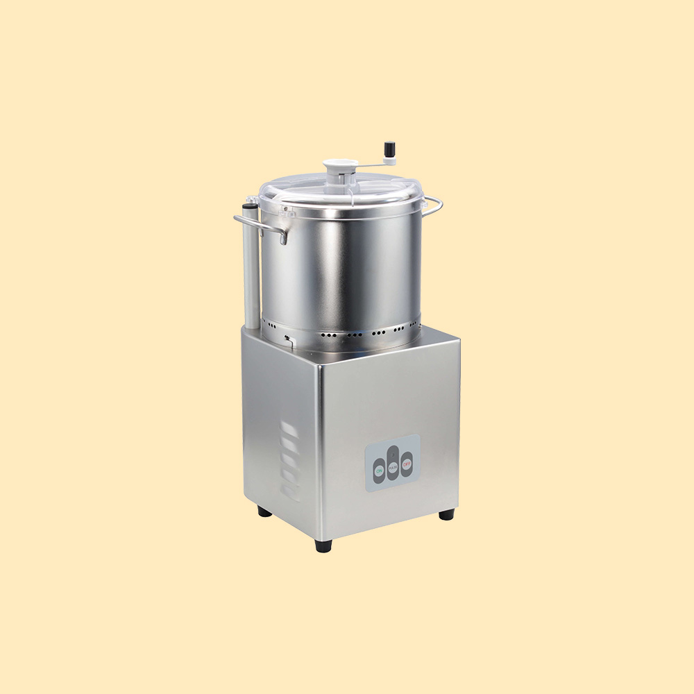 Professional cutters for pasta factories and gastronomies