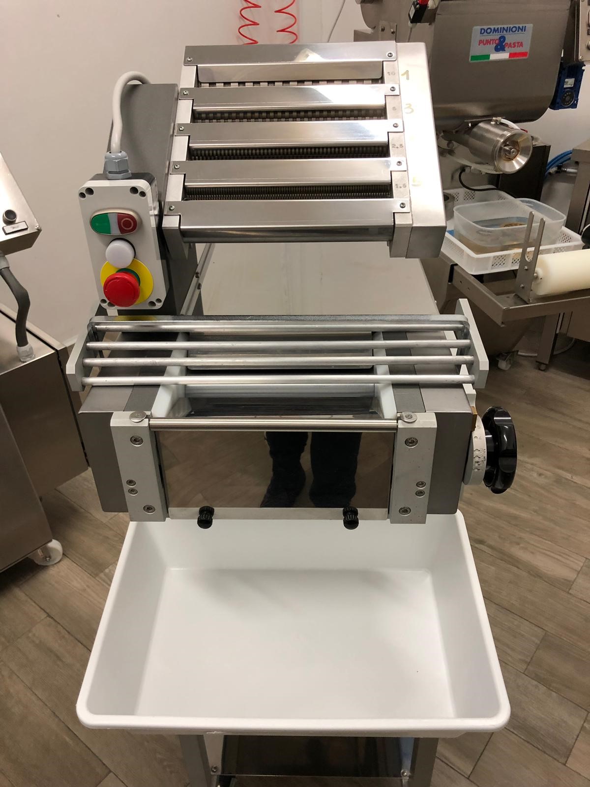Taglierina laminatoio usata